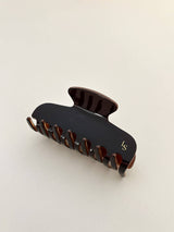 L&S Logo Petit Hair Claw Clip | Tortoise